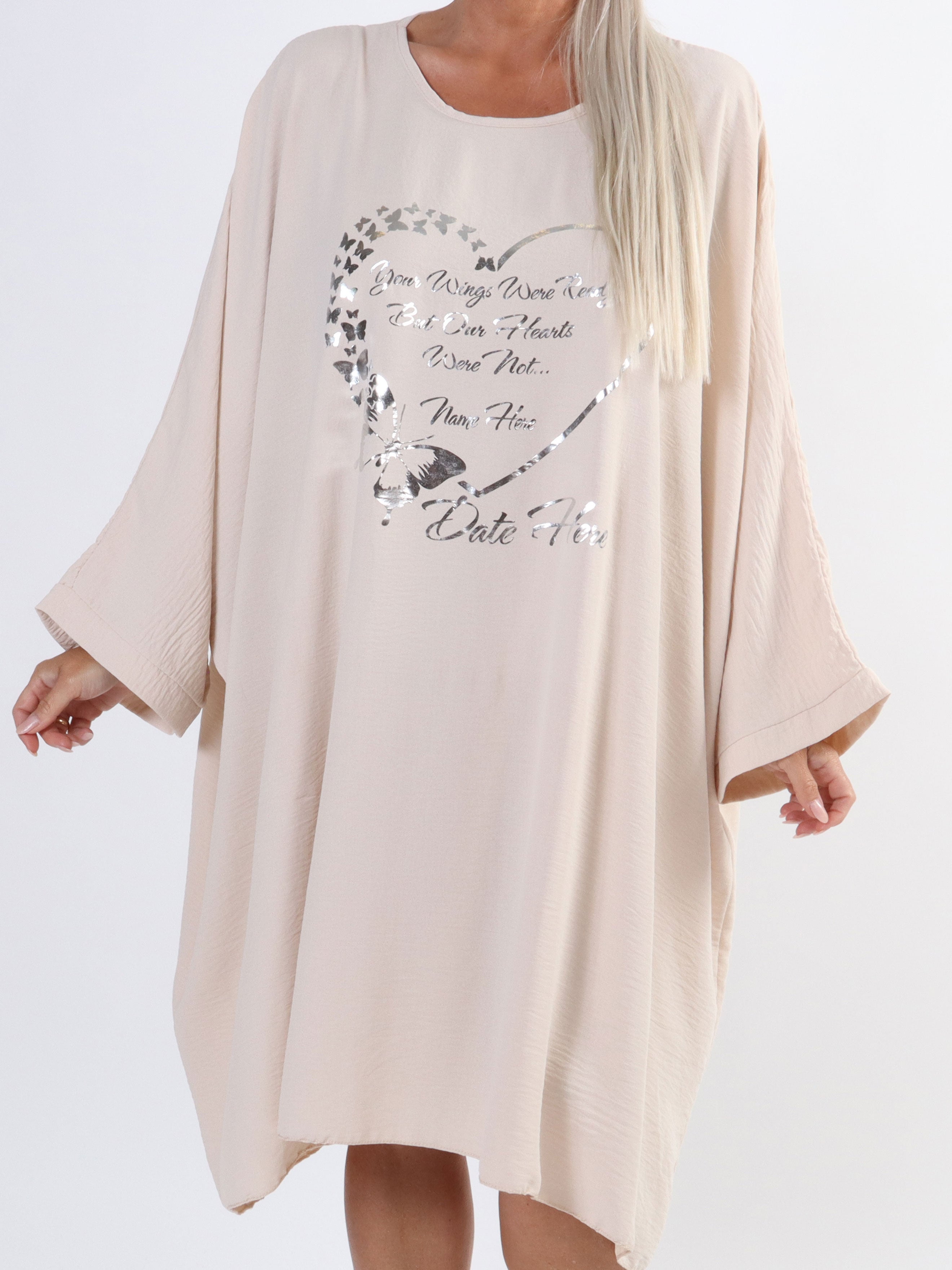 Hope - Oversize klänning i plus size med motiv - White